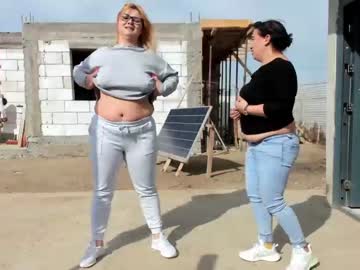 Nude couple juliana35 image #3872479