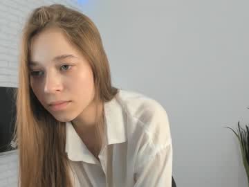 Nude girl devonagrayer image #6774474