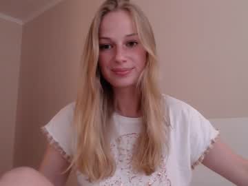 Nude girl magic_couple13 image #4859367