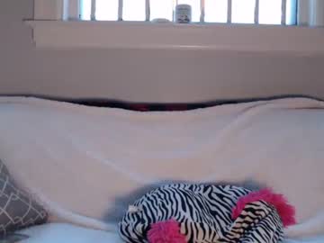 Nude girl petitegirluvsdick image #3539235