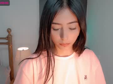 Nude girl gummy_bear7 image #2377701