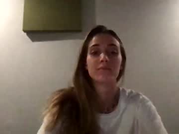 Nude girl blondiebabbby420 image #2992050