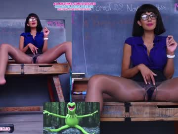 Nude girl livecleo image #5725636