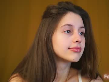 Nude girl plump_bums image #1141301