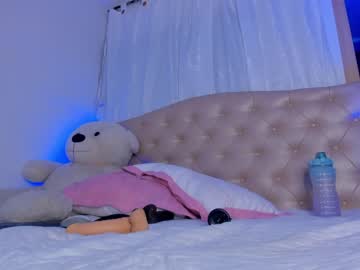 Nude girl emily_____ image #3922732