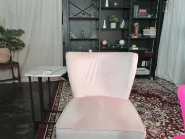 Nude girl juliette_garden image #4550188