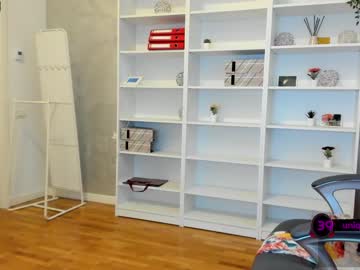 nataliebitton nude cam