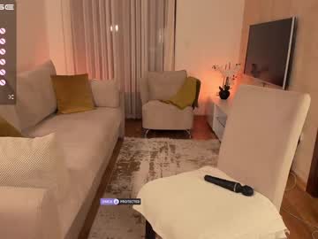 Nude girl intrigueeme image #3653864