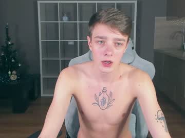 Nude man manycummers image #914575