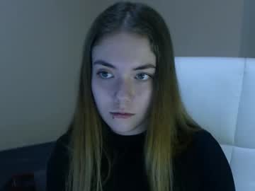 Nude girl zoey_deuttch image #3673103