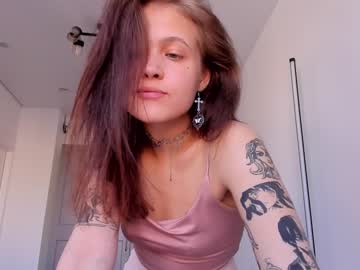 Nude girl adriana_hill image #2119459