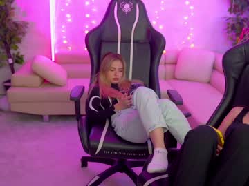 Nude couple kira0541 image #5169302