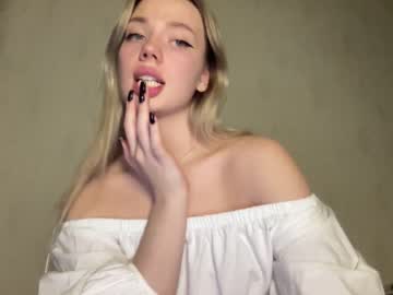 Nude girl angel_from_sky image #373455