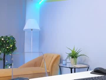 Nude girl lovlybambi image #5858087