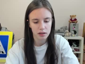 Nude girl pretty_porn image #1280372