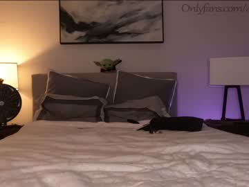 Nude couple ari_lovexo image #3009941