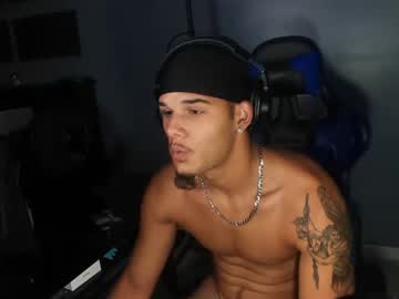 Nude man kylewhitedgs image #5069774