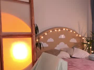 Nude girl linellali image #2749682