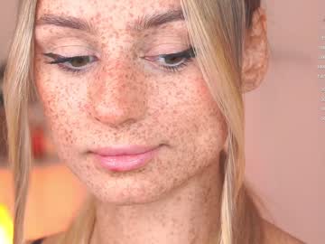 Nude girl artease image #5900065