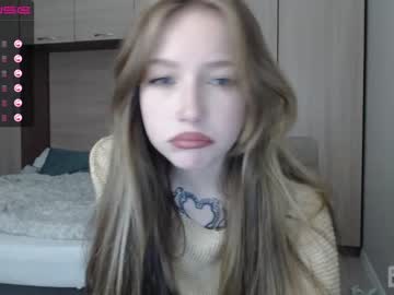 Nude girl cutecringe image #1482827