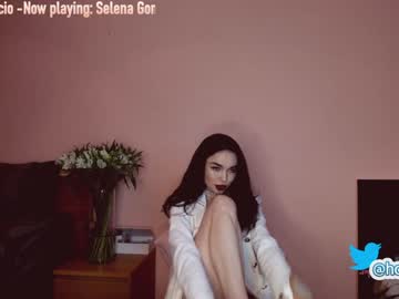 Nude girl hollyextra image #2046731