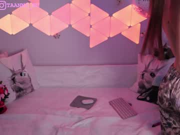 Nude girl taanni_bc image #3978810