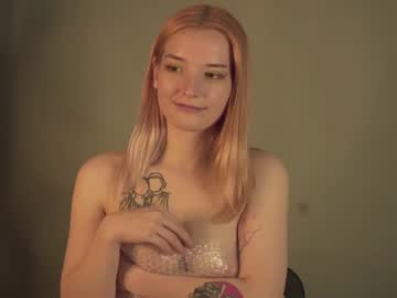 Nude girl anna_breach image #4738270