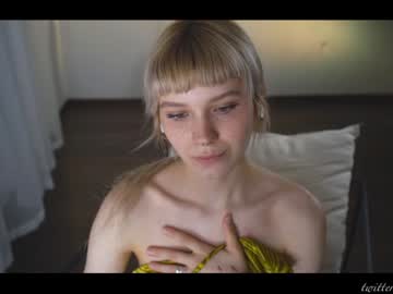 Nude girl luna_ai image #2479088