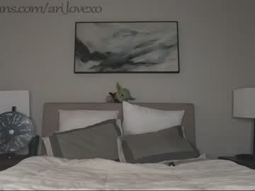 Nude couple ari_lovexo image #3497426