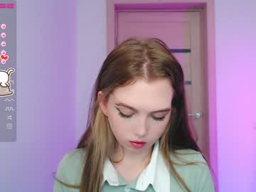 Nude girl small_blondee image #3243459