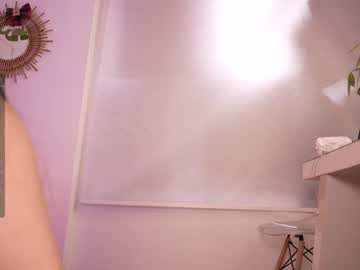 Nude girl lau__1 image #5907757