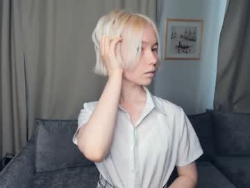 Nude girl silvergloss image #5324948