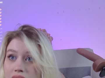 Nude girl shycinderella image #4359576