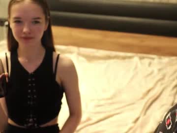 Nude girl lily_lyn image #5121364