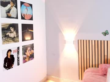 Nude girl little_effy18 image #4578563