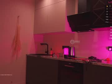 Nude girl bronnica image #252884