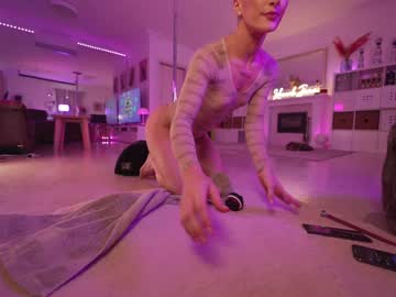 Nude girl hannahjames710 image #4573864