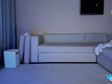 Nude girl hollyextra image #4096192