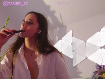 Nude girl taanni_bc image #4902413