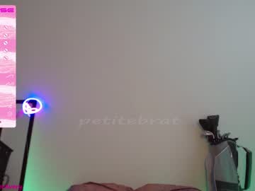 Nude girl petitebrat image #4248476