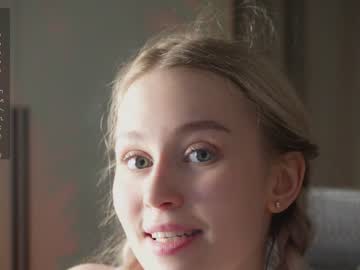 Nude girl sonyaericsson image #6799016