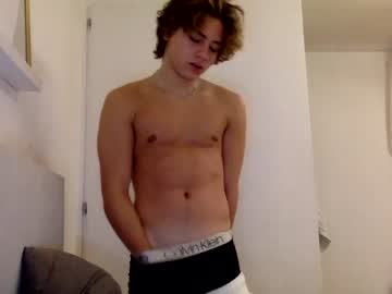 Nude man chaseehutch image #5673741