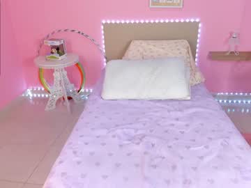 Nude girl little_effy18 image #2687684