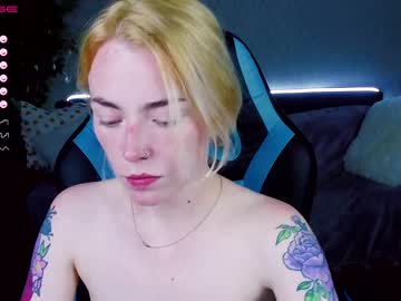 Nude girl sedwunder image #2244364