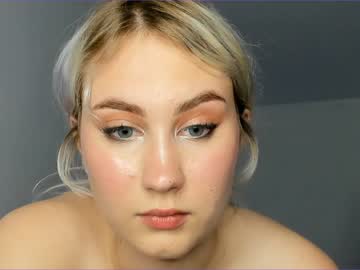 Nude girl kateline_ image #2228399