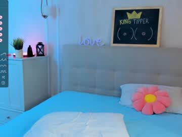 Nude girl kirasammers image #5750372