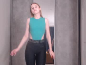 Nude girl hotemili image #2778535