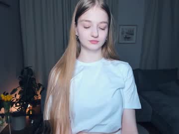 Nude girl _magic_smile_ image #5903840