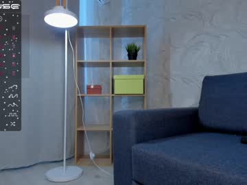 Nude girl bzzzme image #4501769