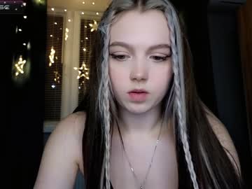 Nude girl small_blondee image #5694875